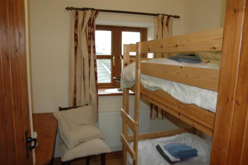 Neuadd Arms Hotel لانْوُرتيد ويلز المظهر الخارجي الصورة